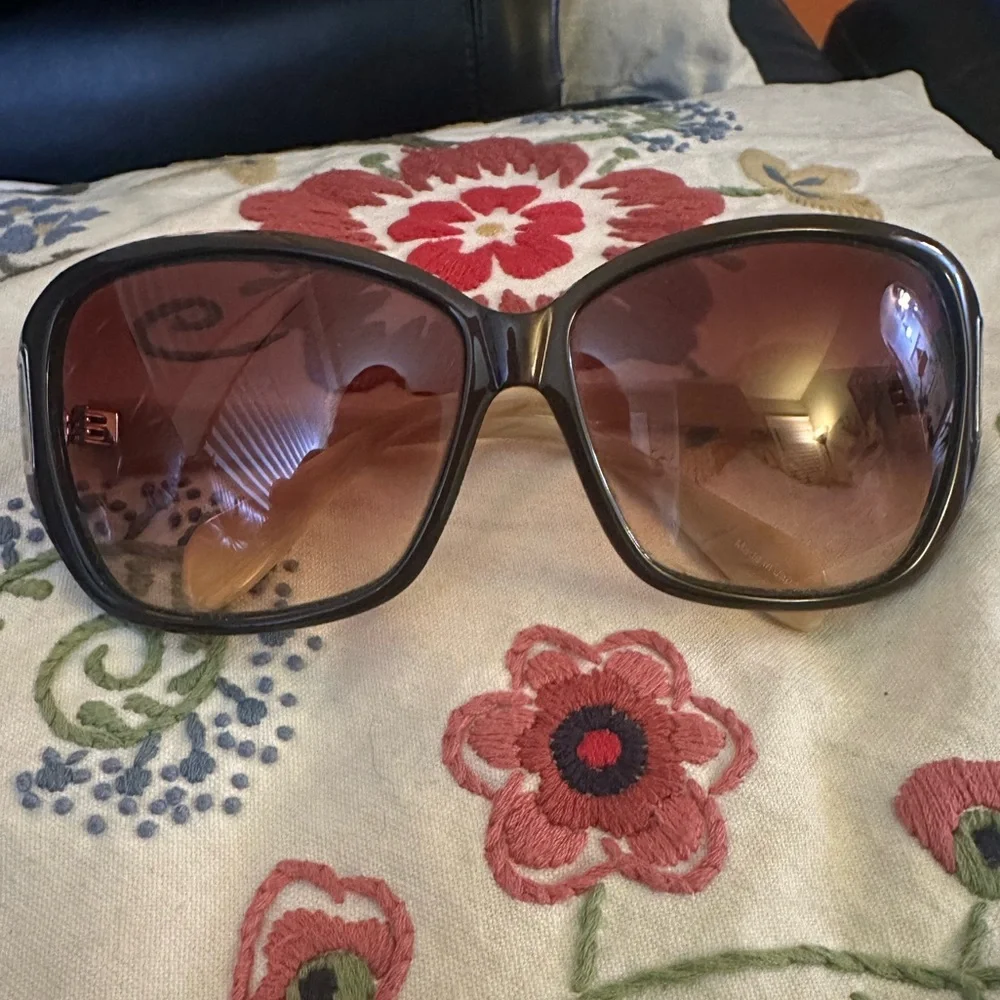 Oliver Peoples twenty years ILSA oversized sunglasses
